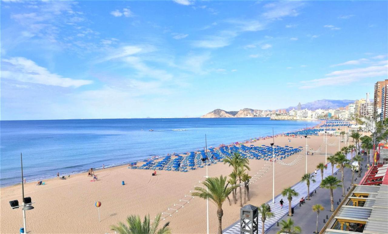 Primera Linea De Playa Frente Al Mar بينايدورم المظهر الخارجي الصورة